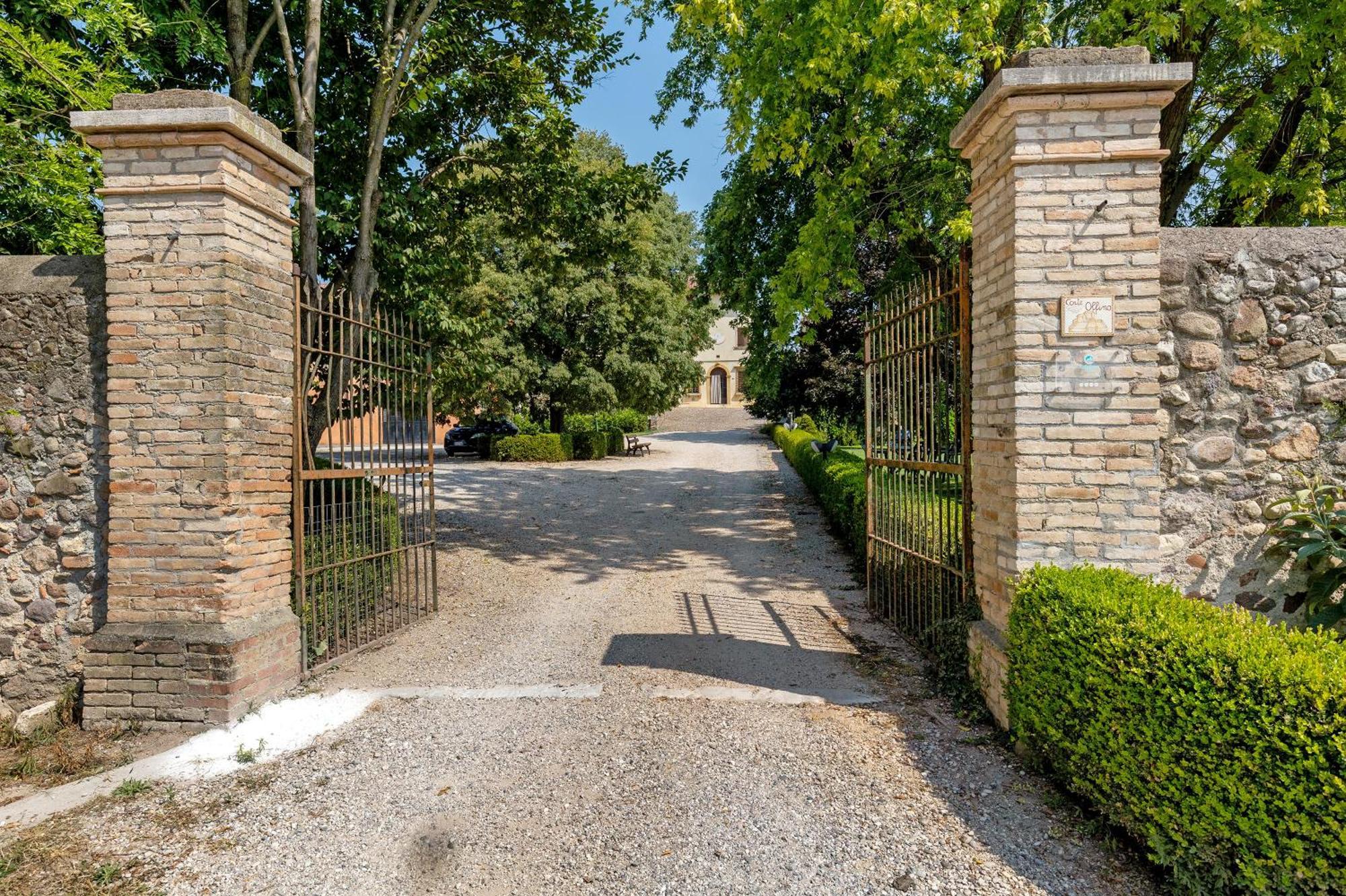 New Agriturismo Corte Olfino Monzambano Dış mekan fotoğraf