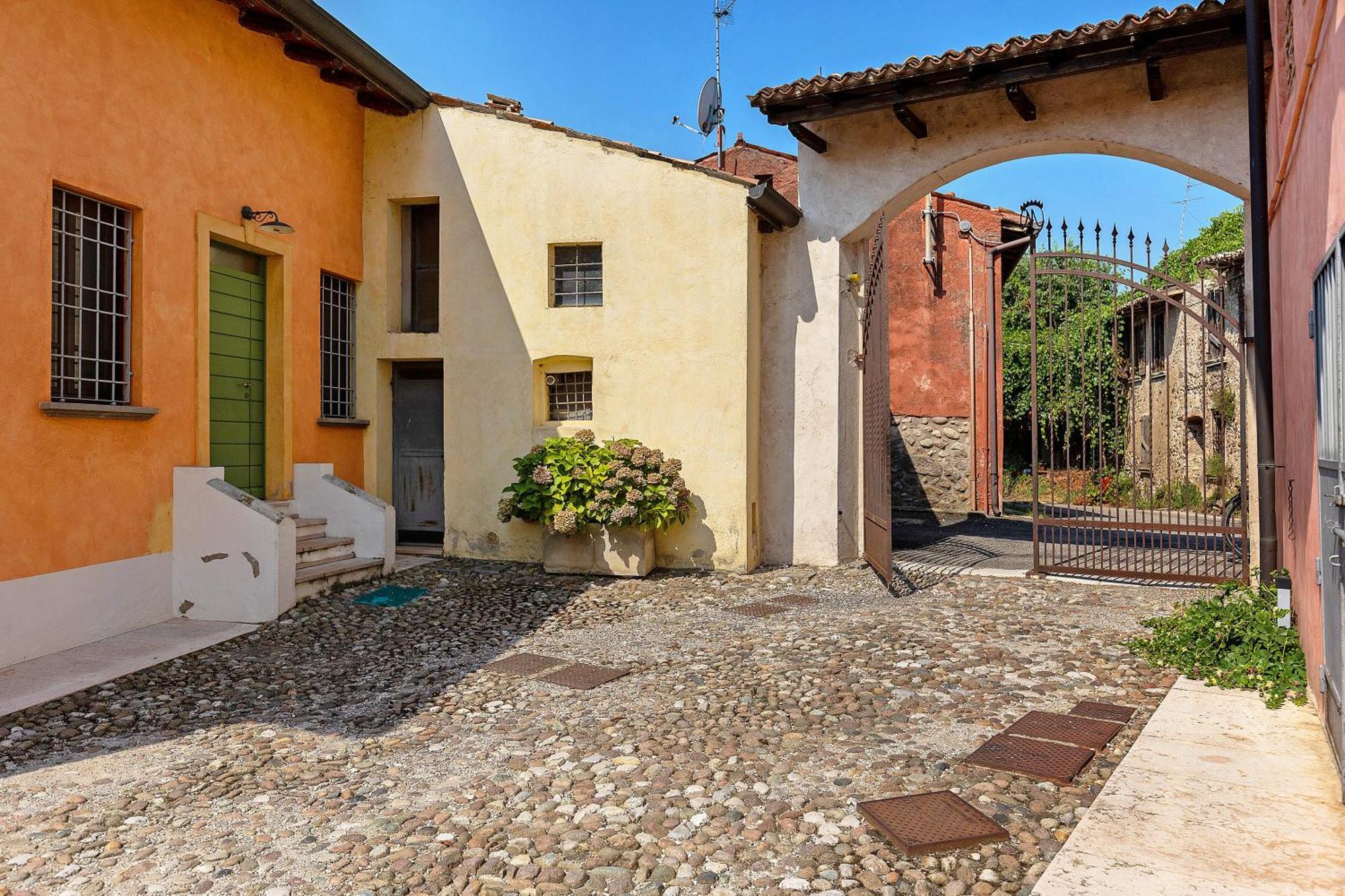 New Agriturismo Corte Olfino Monzambano Dış mekan fotoğraf